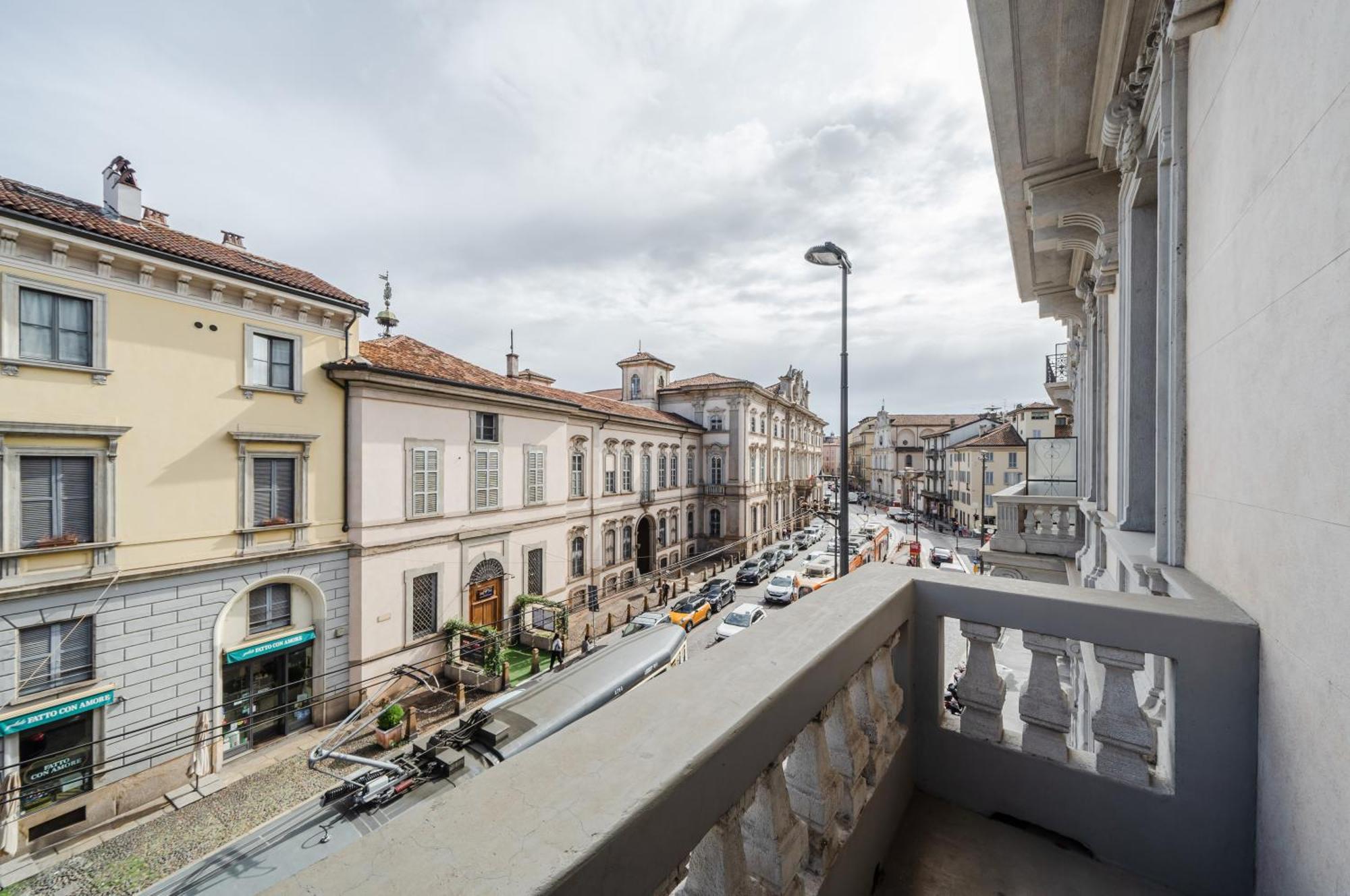 Апартаменти Central Studio Apts Milano-Corso Magenta Екстер'єр фото