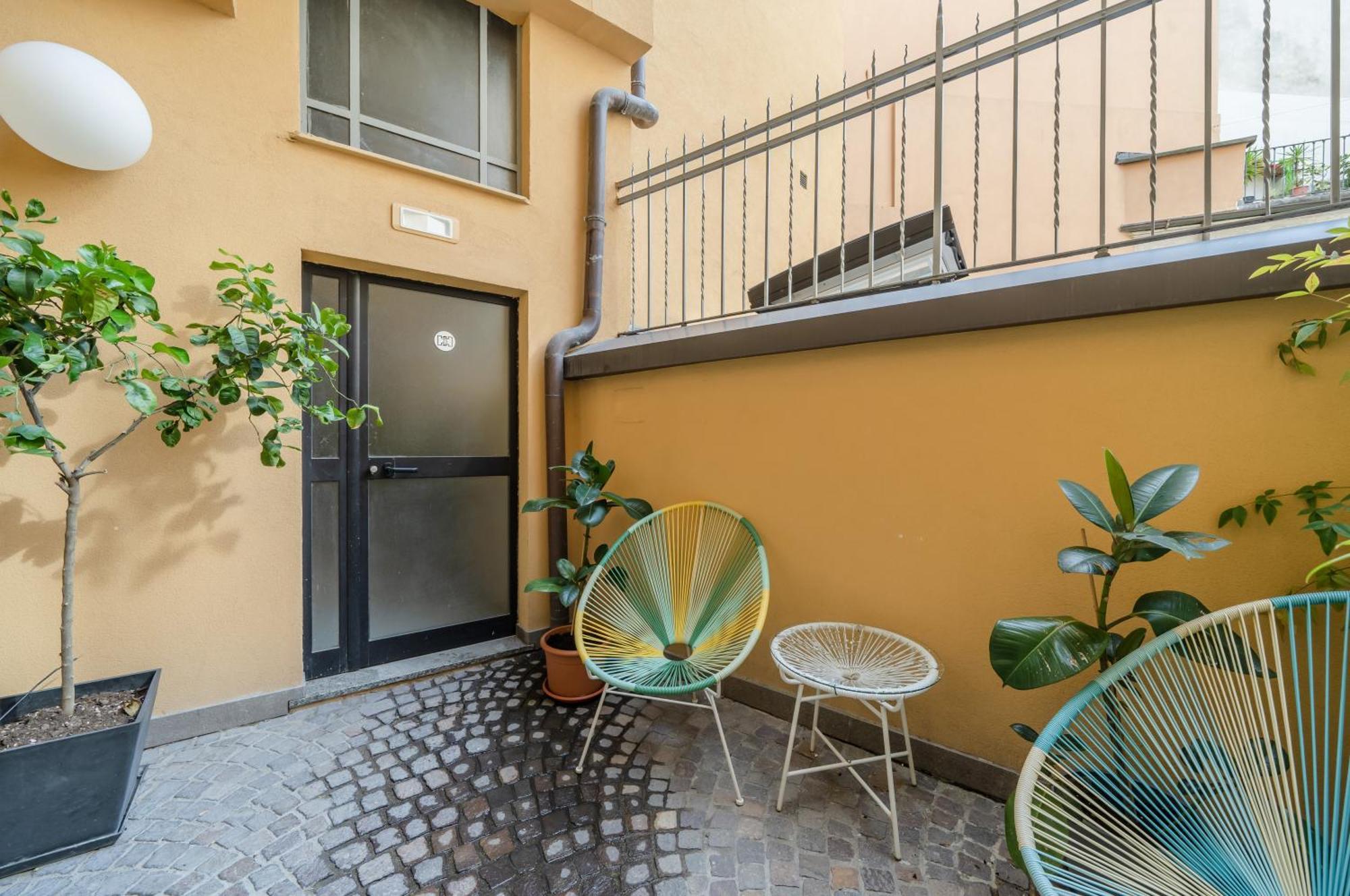 Апартаменти Central Studio Apts Milano-Corso Magenta Екстер'єр фото